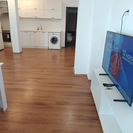 Two-bedroom Lauta 28 Daire *