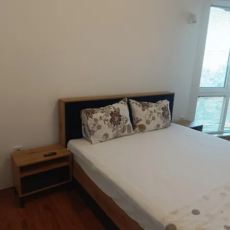 Daire Two-bedroom Lauta 28 *