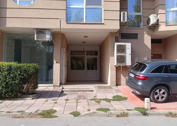 Two-bedroom Lauta 28 Lejlighed *